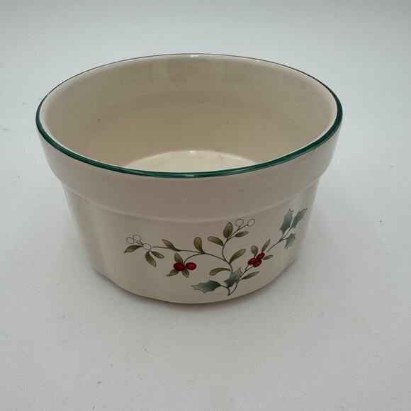 Winterberry by Pfaltzgraff Sculpted Dip Bowl 4.5 inch - Picture 3 of 9